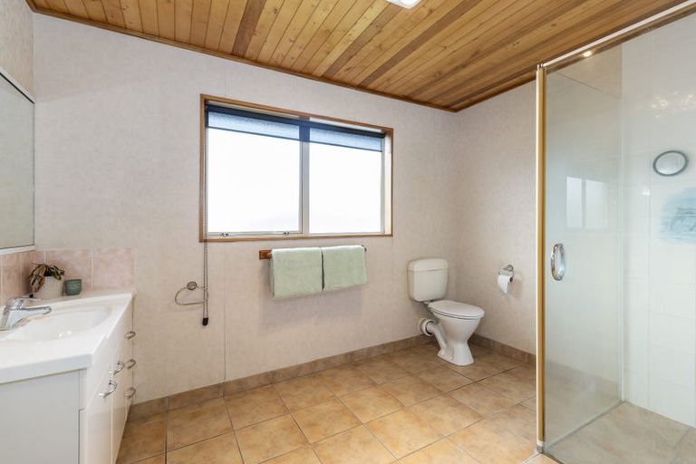 Photo of property in 16 Westhaven Place, Redwoodtown, Blenheim, 7201