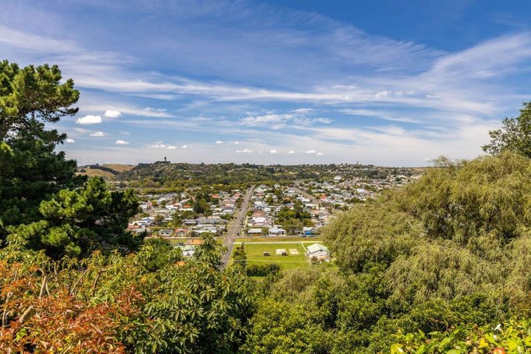 Photo of property in 7 Acton Place, Saint Johns Hill, Whanganui, 4500