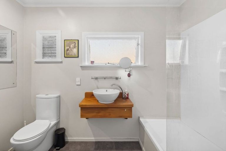 Photo of property in 178 Abel Tasman Drive, Takaka, 7183