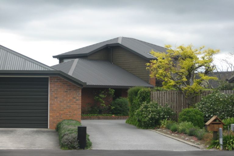 Photo of property in 19 Tivoli Place, Bishopdale, Christchurch, 8053