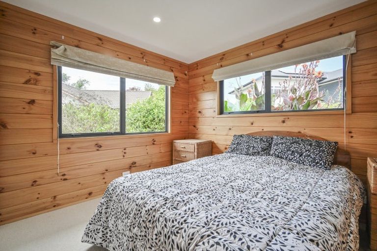 Photo of property in 73 Ferry Road, Clive, 4102