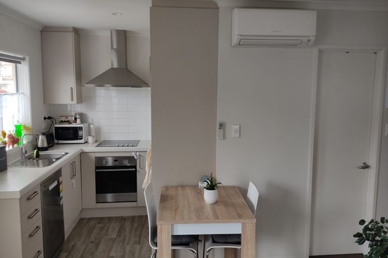 Photo of property in 947 Colombo Street, St Albans, Christchurch, 8014