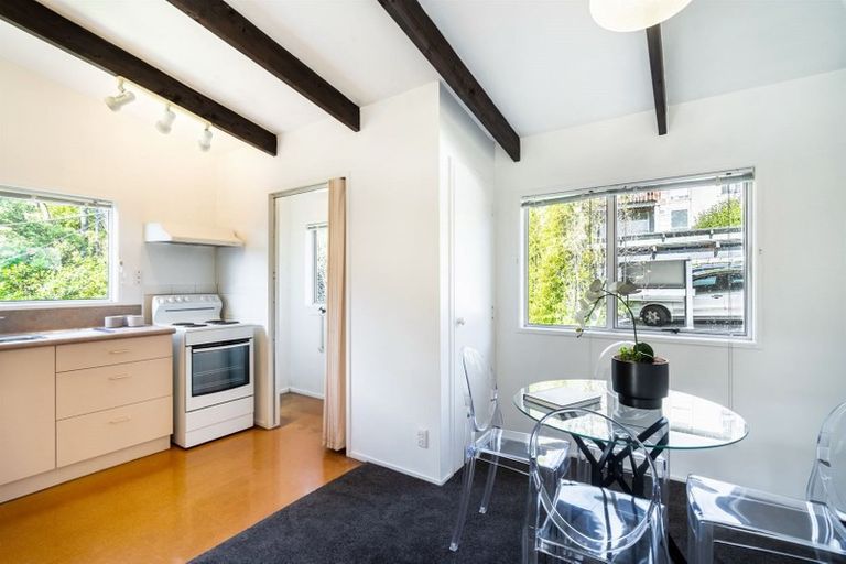 Photo of property in 8/7 Balmain Road, Birkenhead, Auckland, 0626