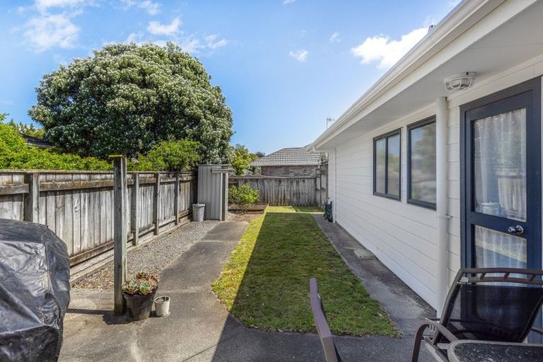 Photo of property in 21a Dennis Taylor Court, Paraparaumu, 5032