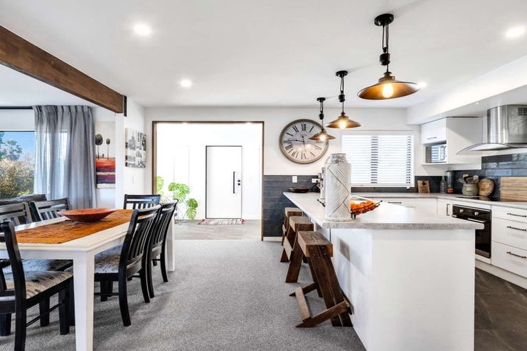 Photo of property in 1 Ward Street, Aramoho, Whanganui, 4500