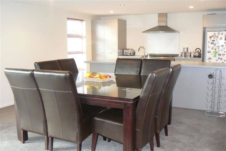 Photo of property in 87 Purchas Street, Edgeware, Christchurch, 8013