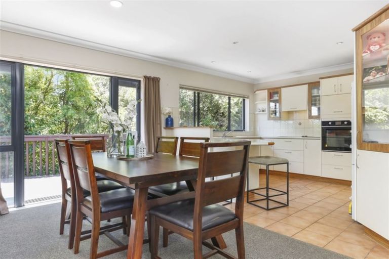 Photo of property in 4f Shaw Road, Oratia, Auckland, 0604