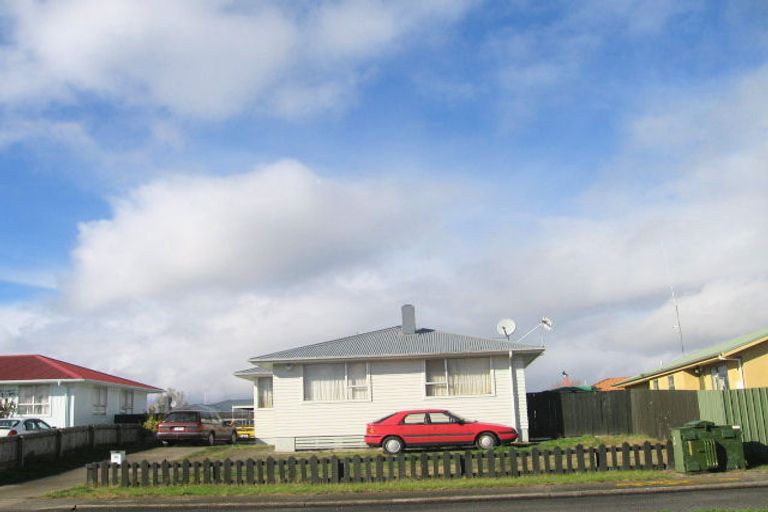 Photo of property in 15 Montrose Street, Flaxmere, Hastings, 4120