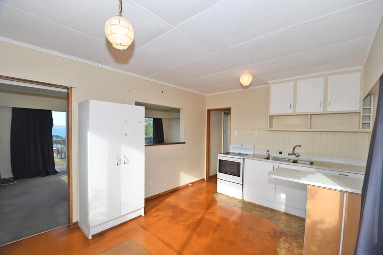 Photo of property in 49 Barrier View Road, Leigh, 0985