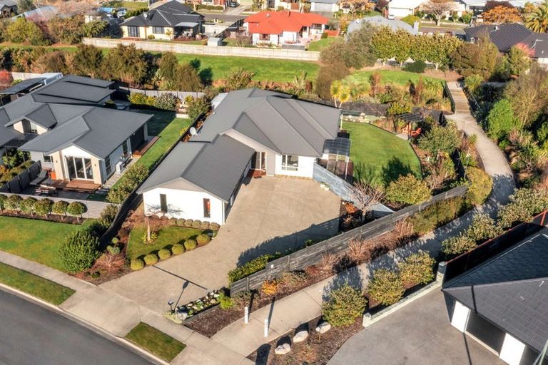 Photo of property in 42 Curtis Street, Stoke, Nelson, 7011