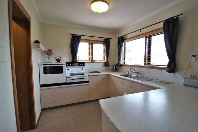 Photo of property in 8 Blackmore Crescent, Alexandra, 9320