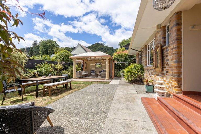 Photo of property in 16 Avon Terrace, The Wood, Nelson, 7010