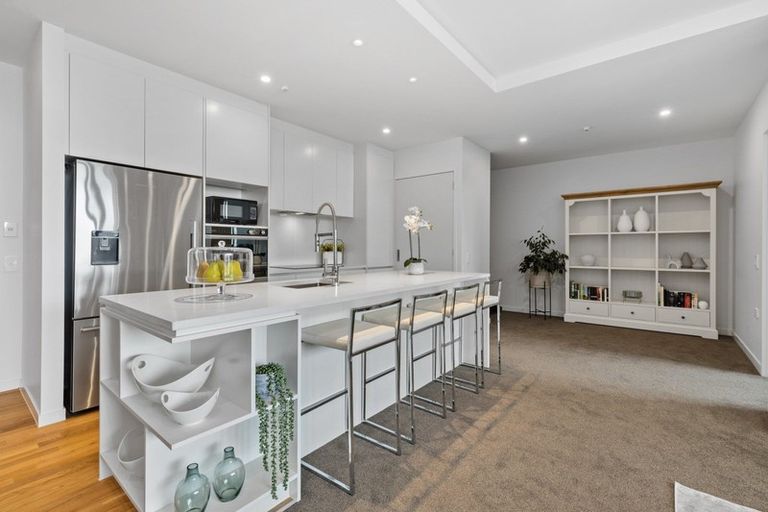 Photo of property in 106/8a Lake Pupuke Drive, Takapuna, Auckland, 0622