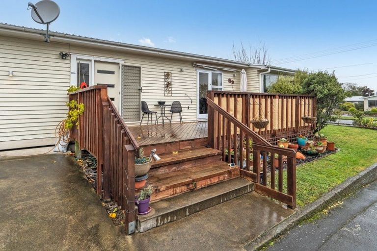 Photo of property in 134a Broadway, Carterton, 5713