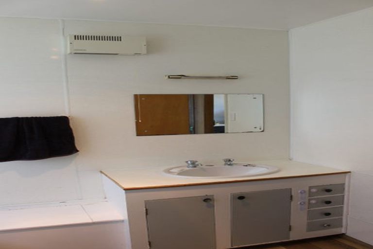 Photo of property in 266a Rangiuru Road, Otaki, 5512