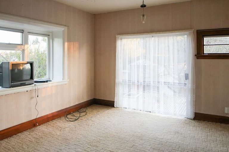 Photo of property in 22 Weston Road, Holmes Hill, Oamaru, 9401