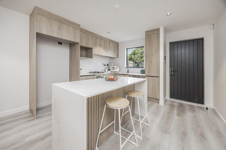 Photo of property in 9 Glenside Avenue, Pakuranga, Auckland, 2010