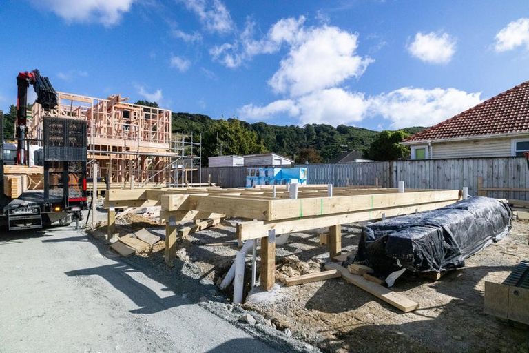 Photo of property in 62 Bledisloe Crescent, Wainuiomata, Lower Hutt, 5014