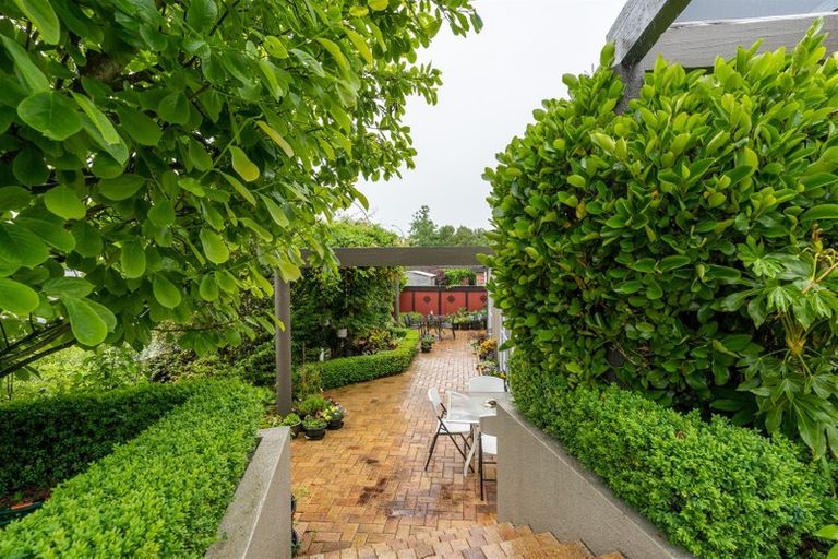 Photo of property in 3 Munro Place, Flagstaff, Hamilton, 3210