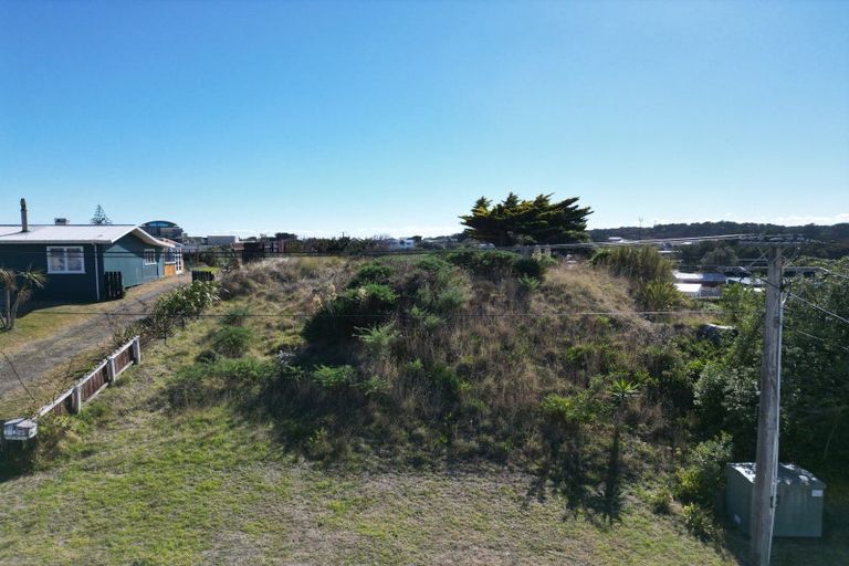 Photo of property in 9 Mack Street, Foxton Beach, Foxton, 4815