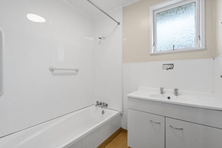 Photo of property in 25 Hodgson Street, Onerahi, Whangarei, 0110