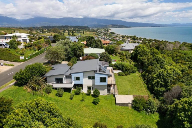 Photo of property in 37 Bay Vista Drive, Pohara, Takaka, 7183