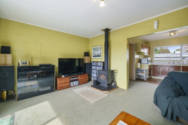 Photo of property in 49a John F Kennedy Drive, Milson, Palmerston North, 4414