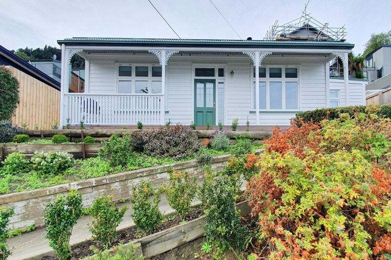 Photo of property in 43 Sumner Road, Lyttelton, 8082