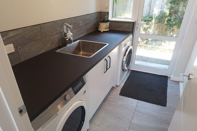 Photo of property in 21 Makura Drive, Papamoa Beach, Papamoa, 3118