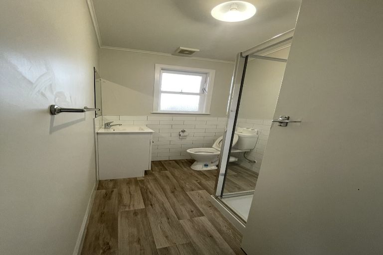 Photo of property in 1/42-44 Opaheke Road, Opaheke, Papakura, 2113