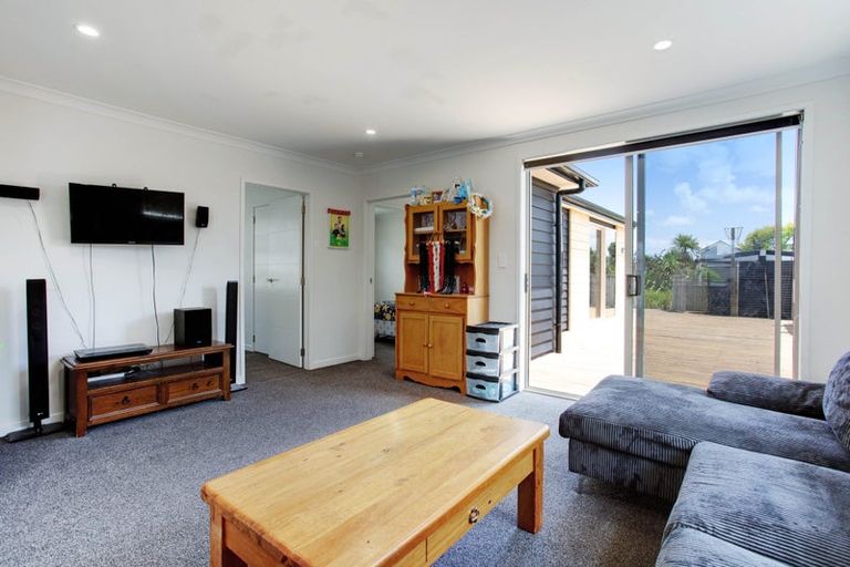 Photo of property in 32 Tawhiti Road, Pukekohe, 2120