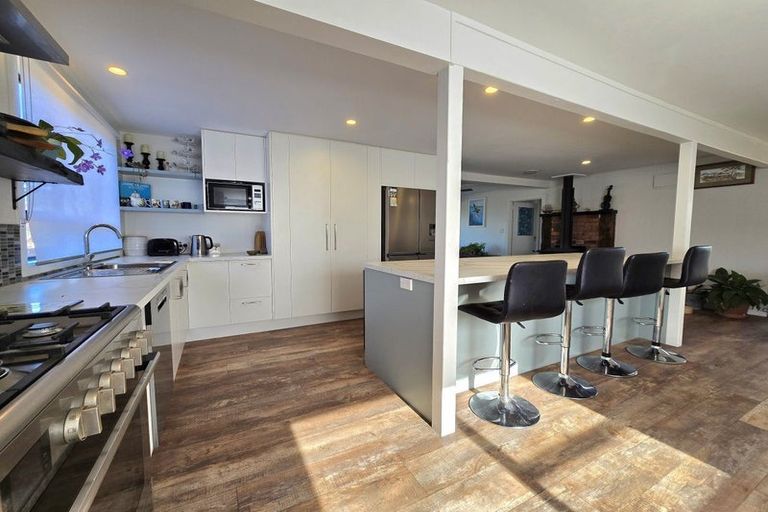 Photo of property in 92 Churchill Street, Kaikoura, 7300