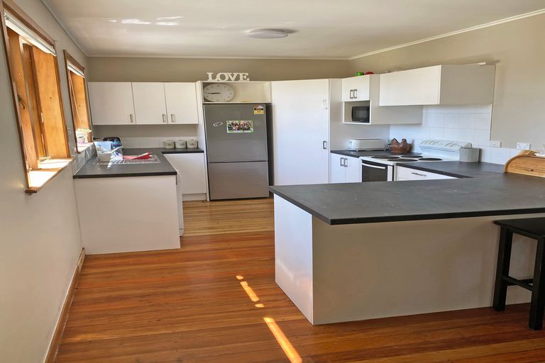 Photo of property in 276 Rodney Street, Wellsford, 0900