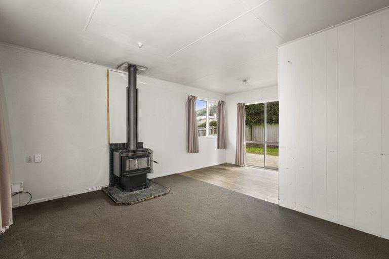 Photo of property in 15 Ross Road, Western Heights, Rotorua, 3015