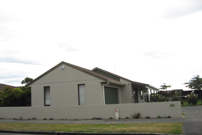 Photo of property in 51 Waratah Street, Avondale, Christchurch, 8061