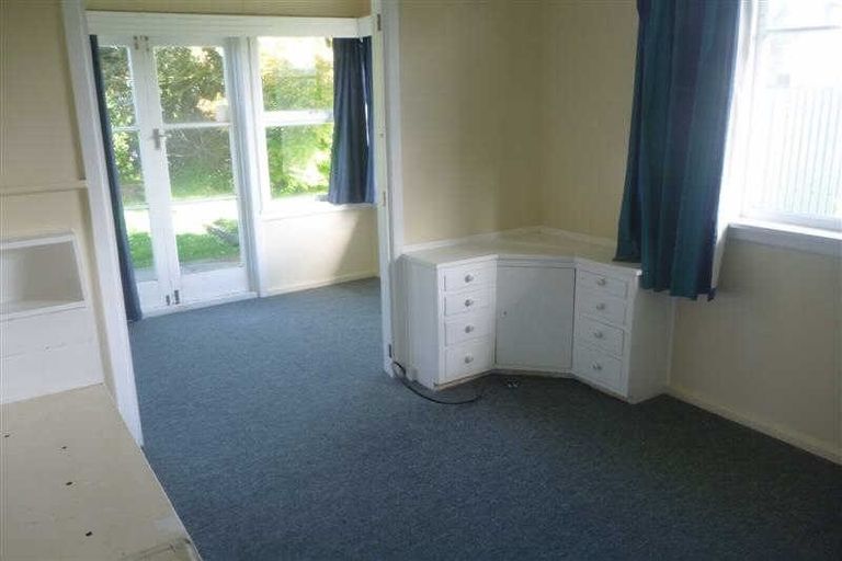 Photo of property in 59 Main North Road, Woodend, 7610