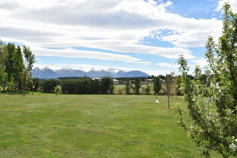 Photo of property in 39 Temple Drive, Twizel, 7901