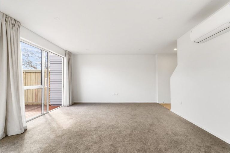 Photo of property in 4/13 Meadowville Avenue, Spreydon, Christchurch, 8024