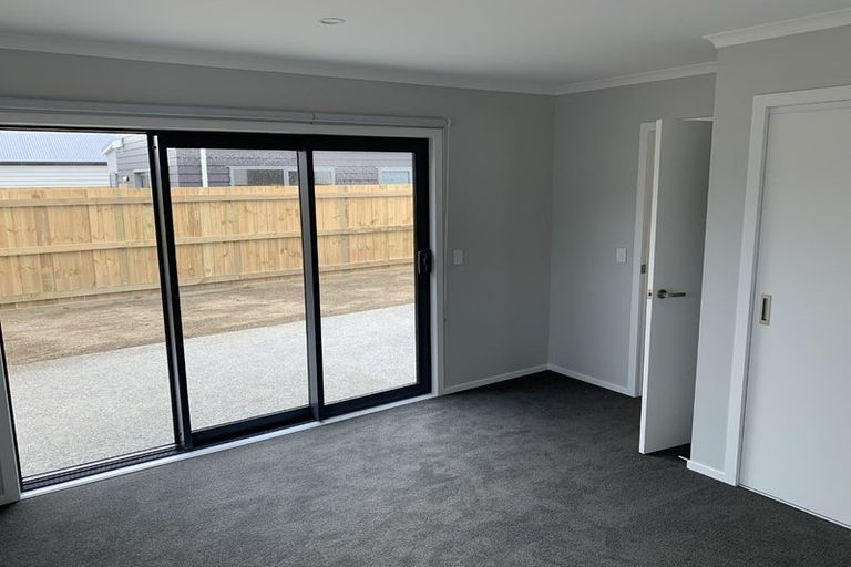 Photo of property in 7 Rotoiti Place, Paraparaumu, 5032