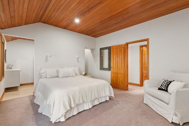 Photo of property in 732 Peninsula Road, Kelvin Heights, Queenstown, 9300