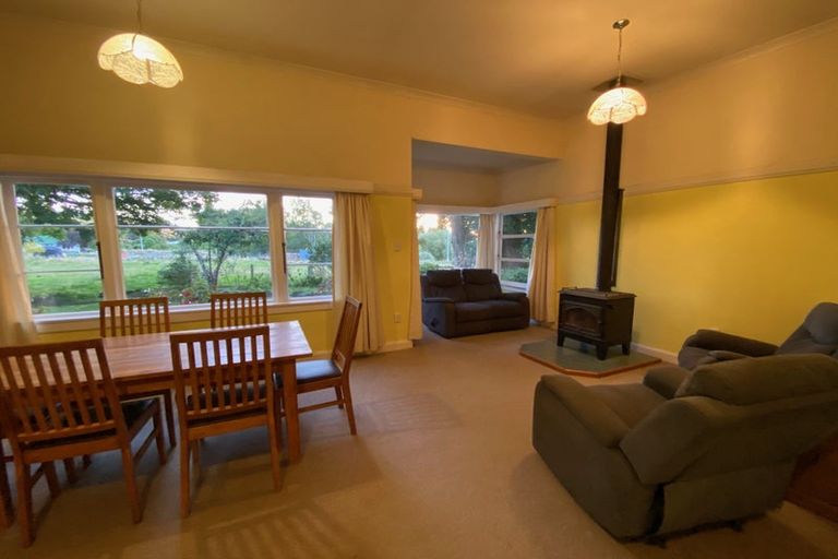 Photo of property in 490 River Road, Kumeroa, Woodville, 4997