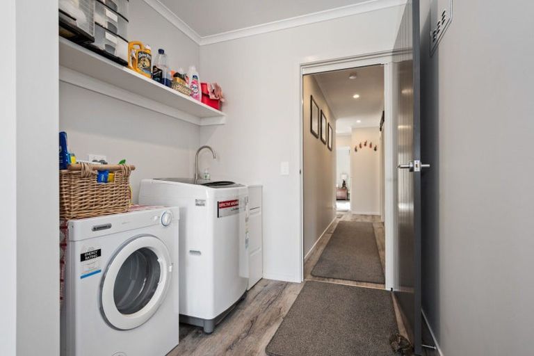 Photo of property in 3 Augusta Rise, Omokoroa, 3114