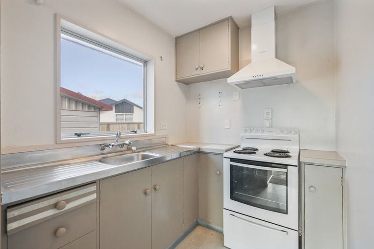 Photo of property in 30a Hooker Avenue, Bryndwr, Christchurch, 8053