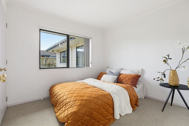 Photo of property in 4 Waitoa Street, Waiuku, 2123