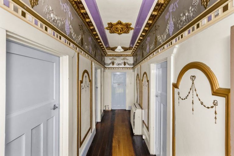 Photo of property in 42 Vigor Brown Street, Napier South, Napier, 4110