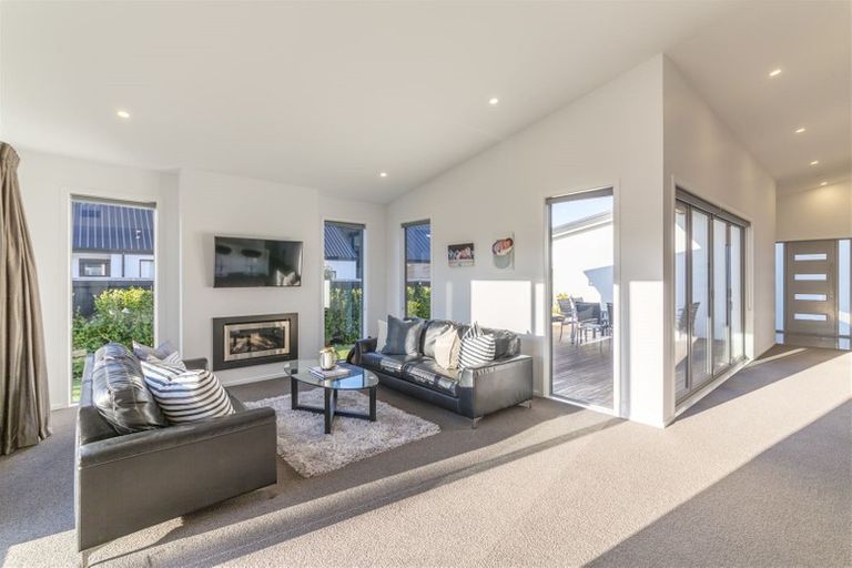 Photo of property in 18 Farthing Drive, Prebbleton, 7604