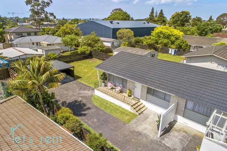 Photo of property in 2/25 Pinedale Place, Henderson, Auckland, 0610