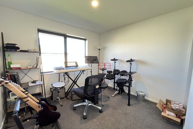 Photo of property in 15 Willetts Way, Rolleston, 7615