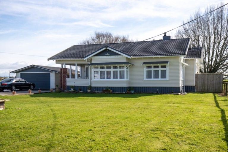 Photo of property in 4933 State Highway 2, Ngatea, 3597