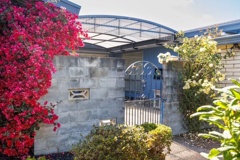 Photo of property in 71 Fairview Avenue, Feilding, 4702